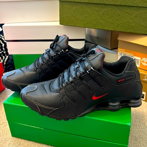 nike shox black